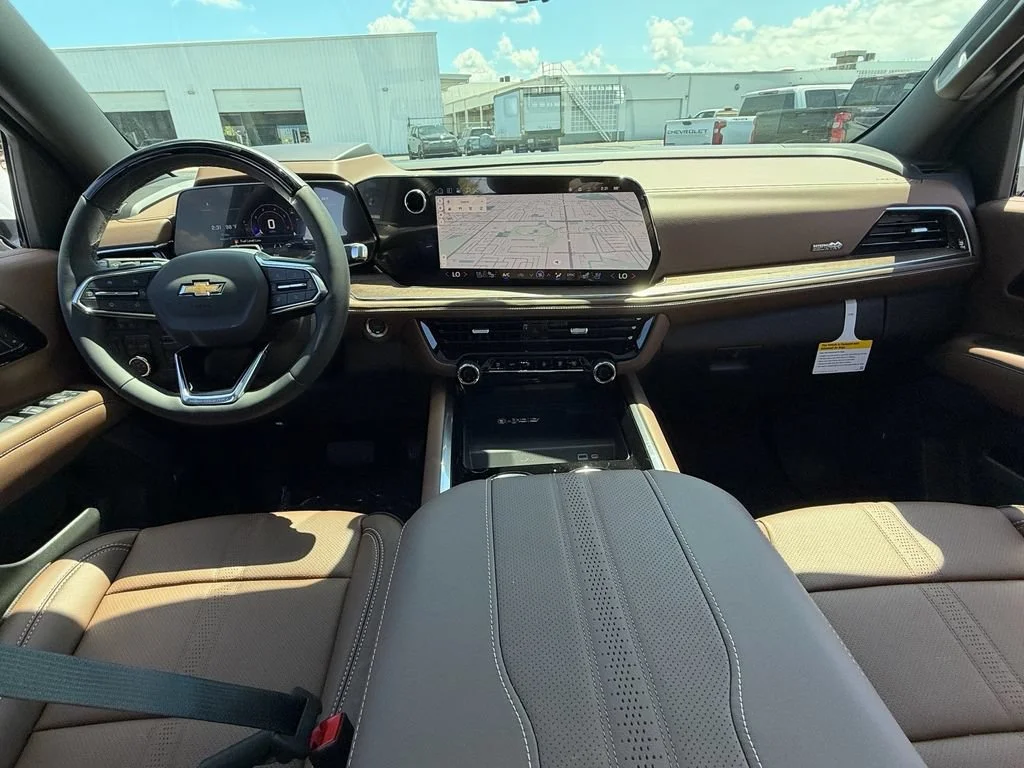 New 2026 Polar White Tricoat Chevrolet High Country image 13