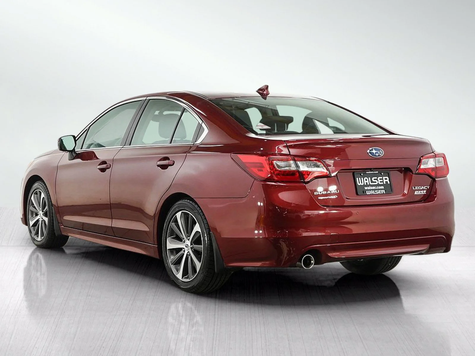 Used 2017 Venetian Red Pearl Subaru 2.5i Limited image 4