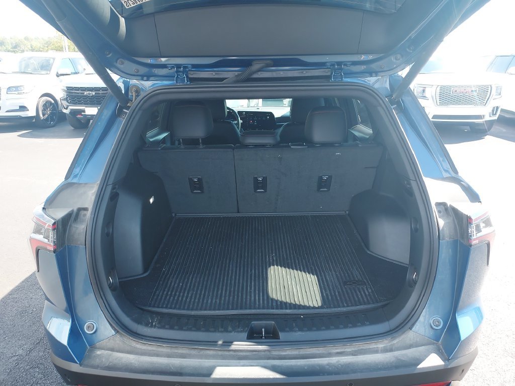 Used 2025 Blue Chevrolet RS image 9