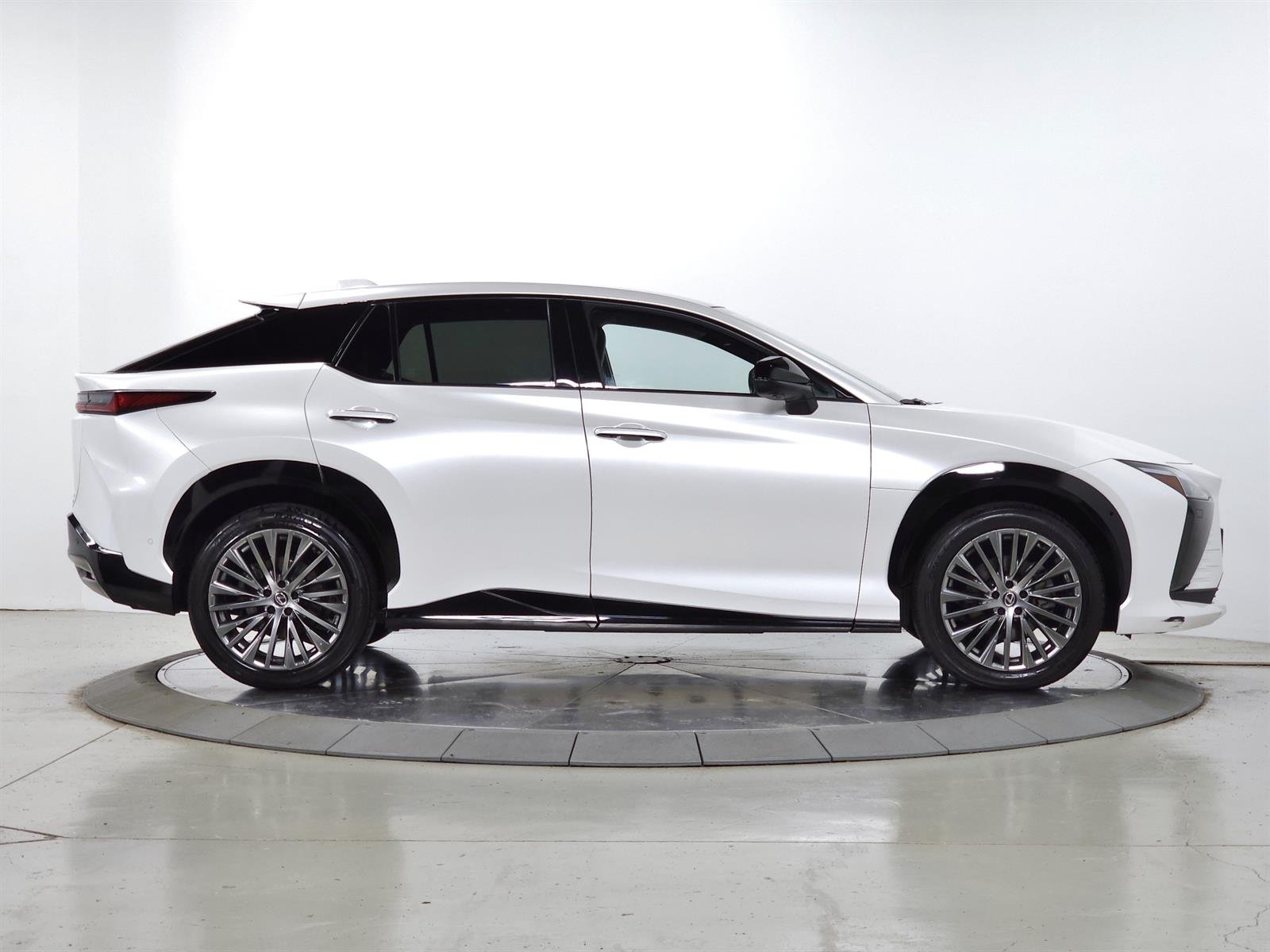 Certified Used 2023 White Lexus LUXURY image 11
