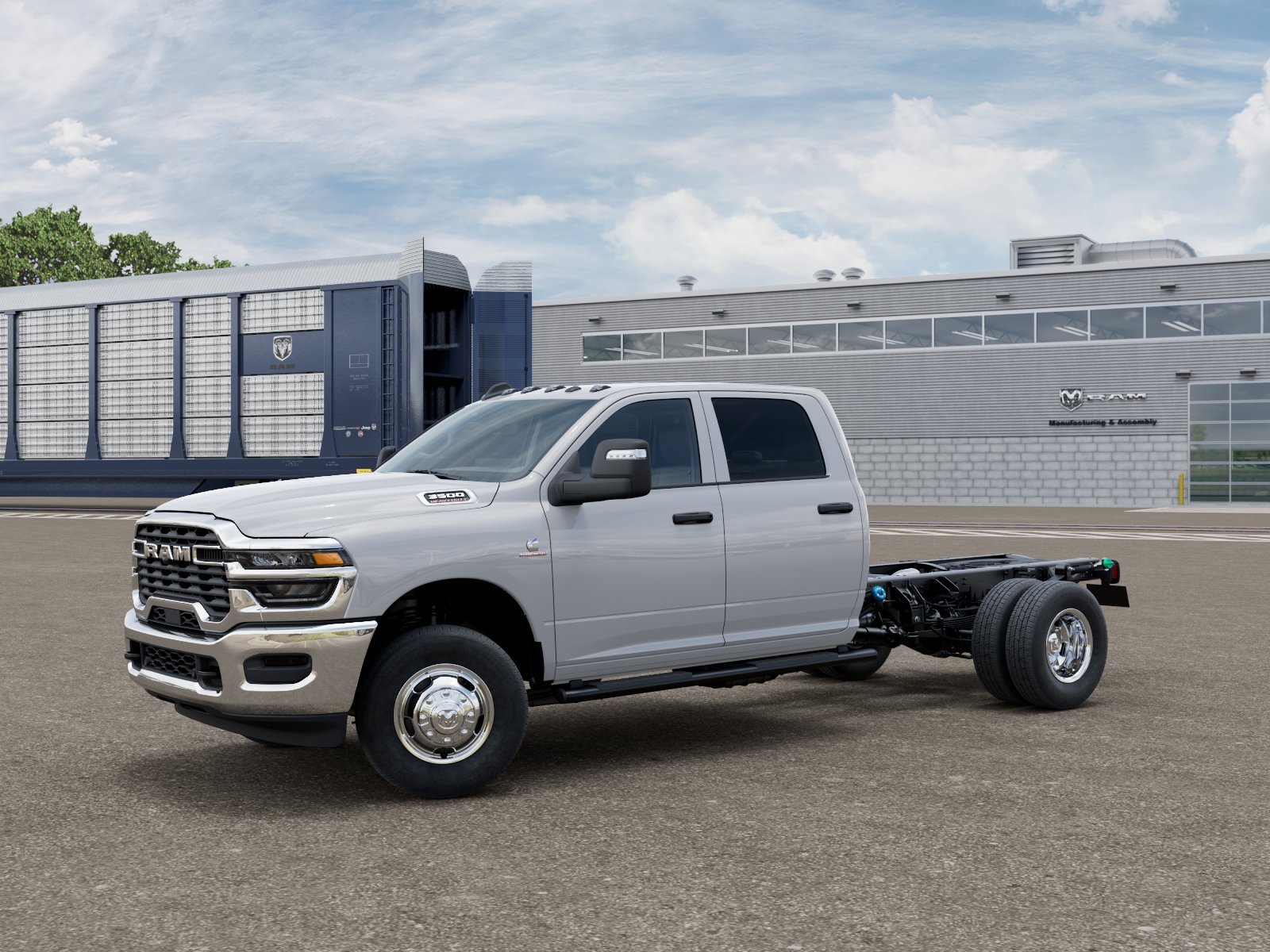 New 2026 Bright White Clear-Coat Exterior Paint RAM TRADESMAN image 2