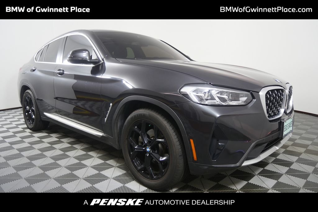 2022 BMW X4 xDrive30i's photo