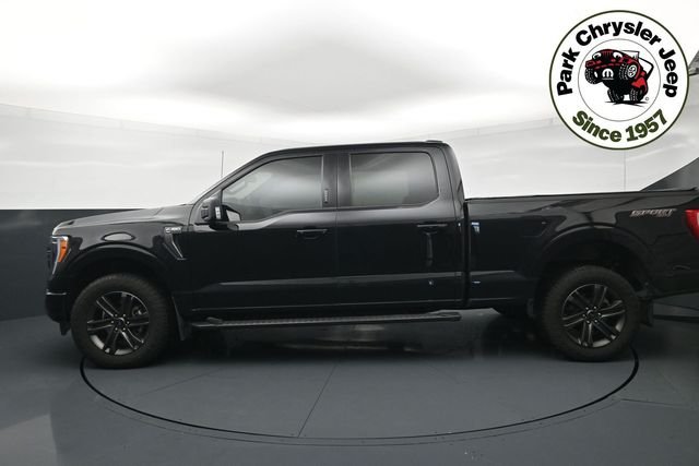 Used 2022 Black Ford XLT image 6