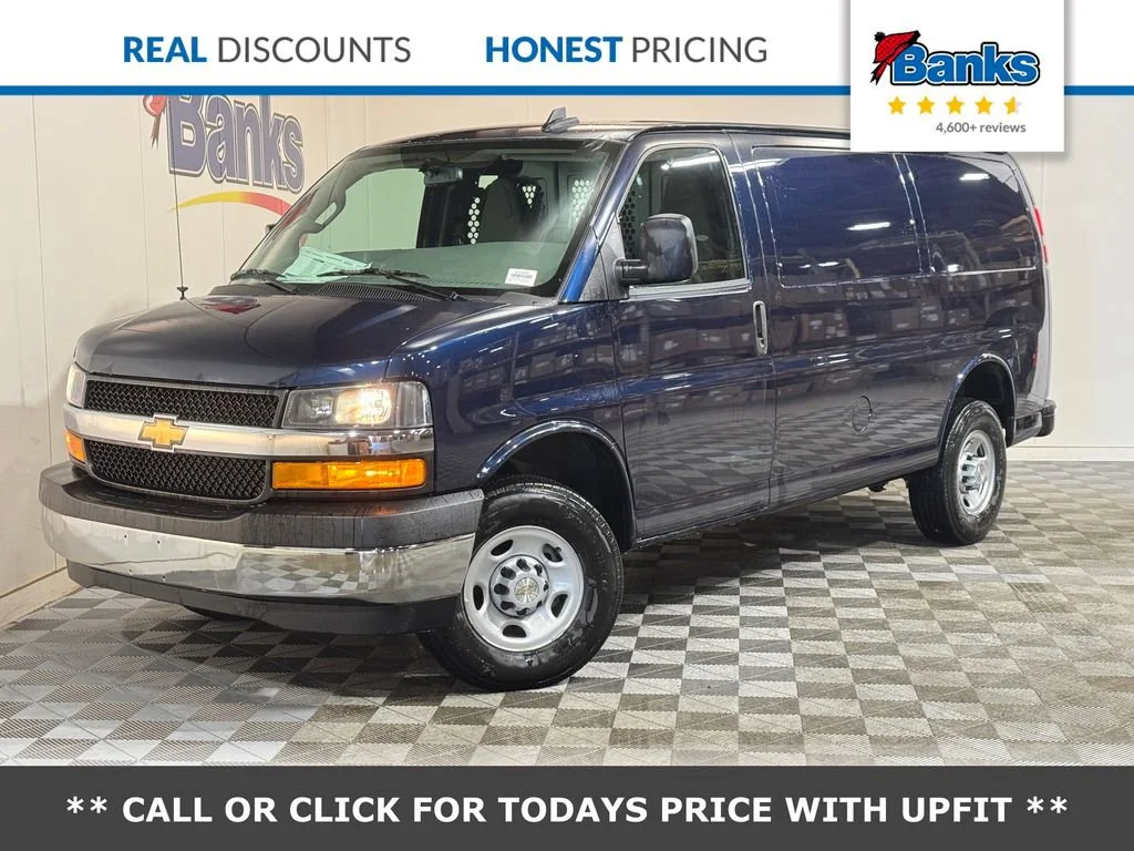 2026 Chevrolet Express 2500 Work Van HD's photo