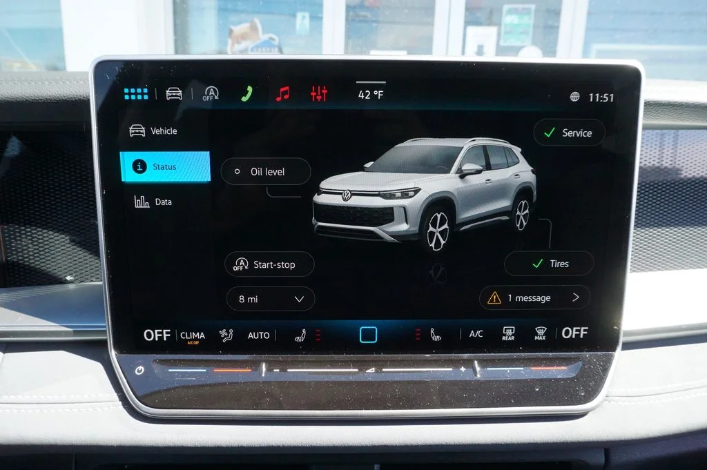 New 2026 Blue Volkswagen SE image 15