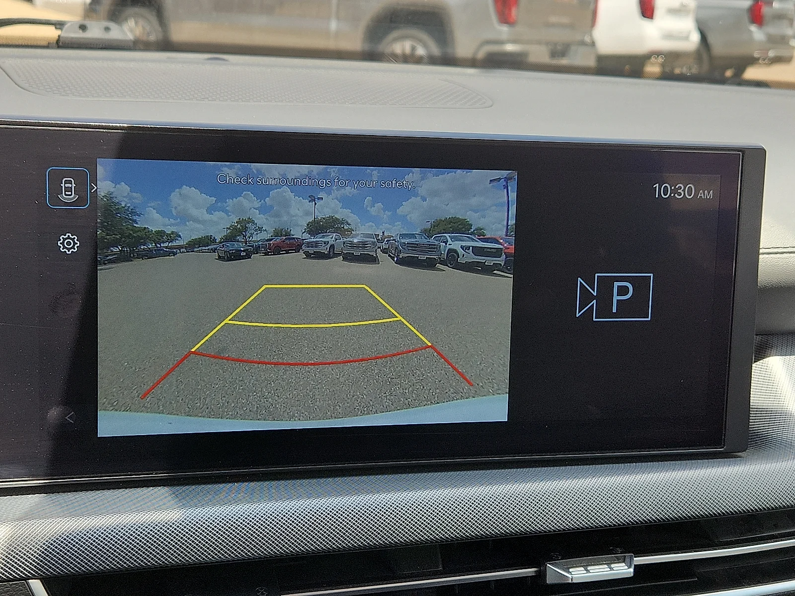 Used 2025 White Hyundai SEL image 16