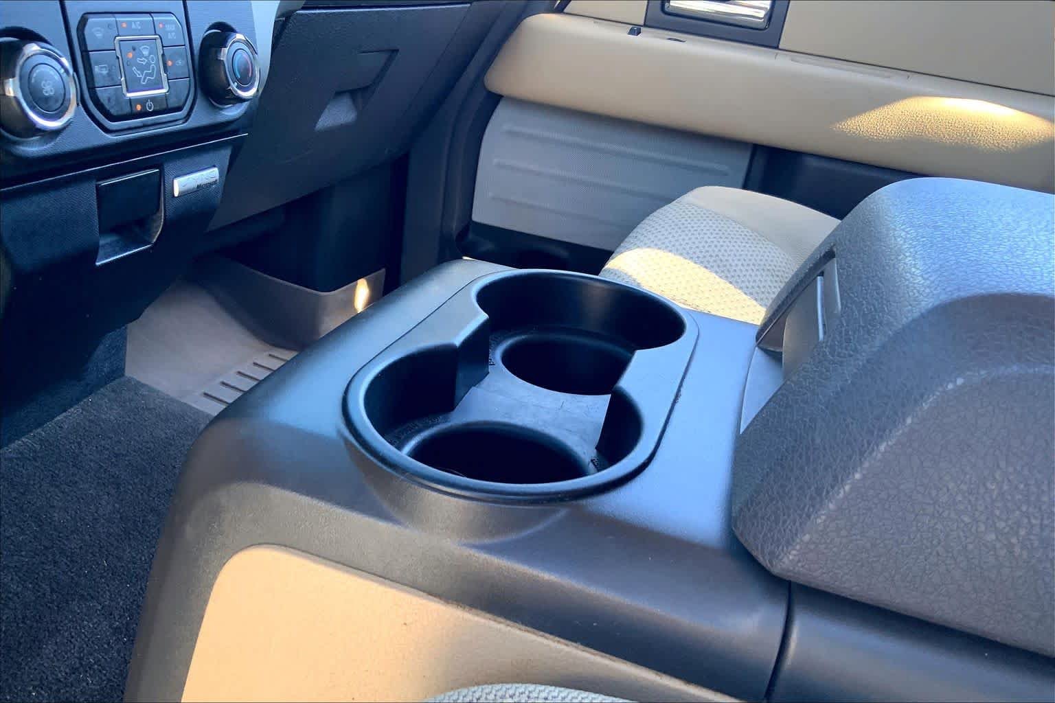 Used 2014 Oxford White Ford XLT image 16
