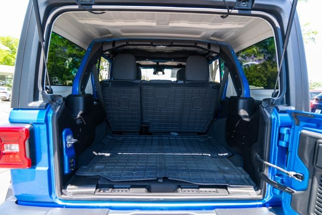Used 2024 Blue Pearl Jeep Rubicon image 36