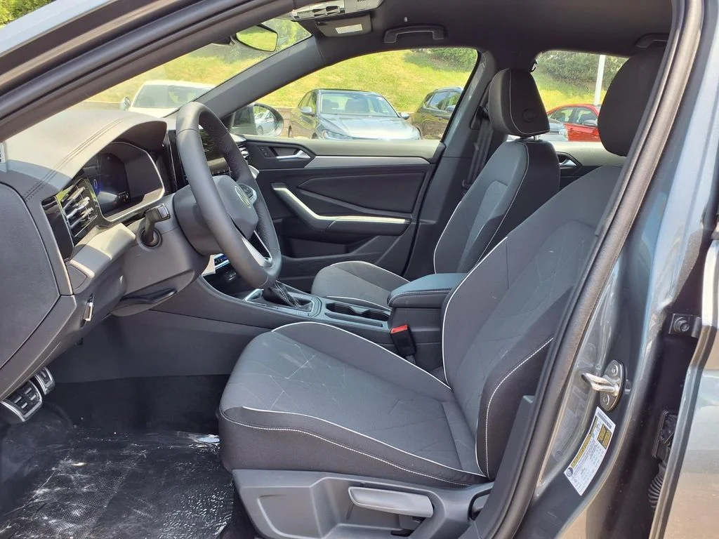 New 2026 Platinum Gray Metallic Volkswagen 1.5T Sport image 8