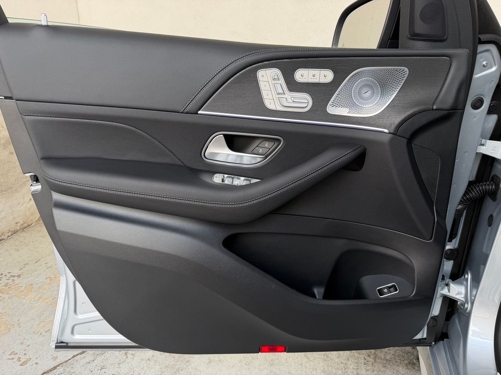 New 2026 Cirrus Silver Metallic Mercedes-Benz GLE 450 image 18