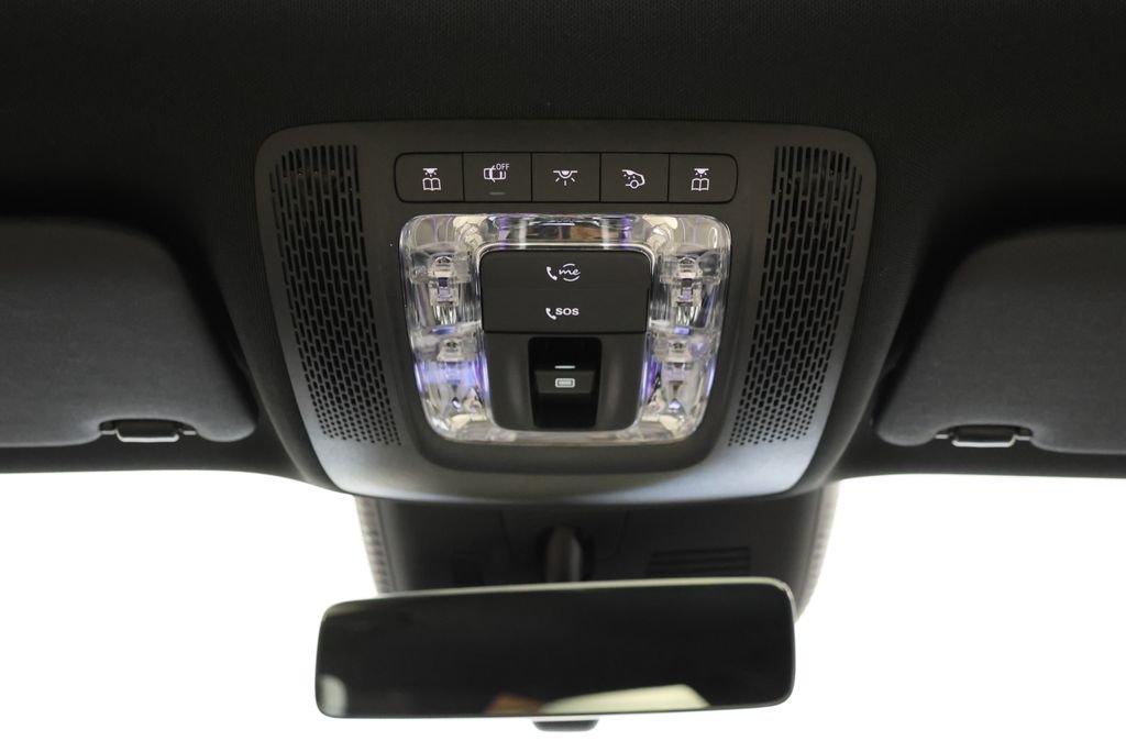 New 2026 Polar White Mercedes-Benz GLA 250 image 16