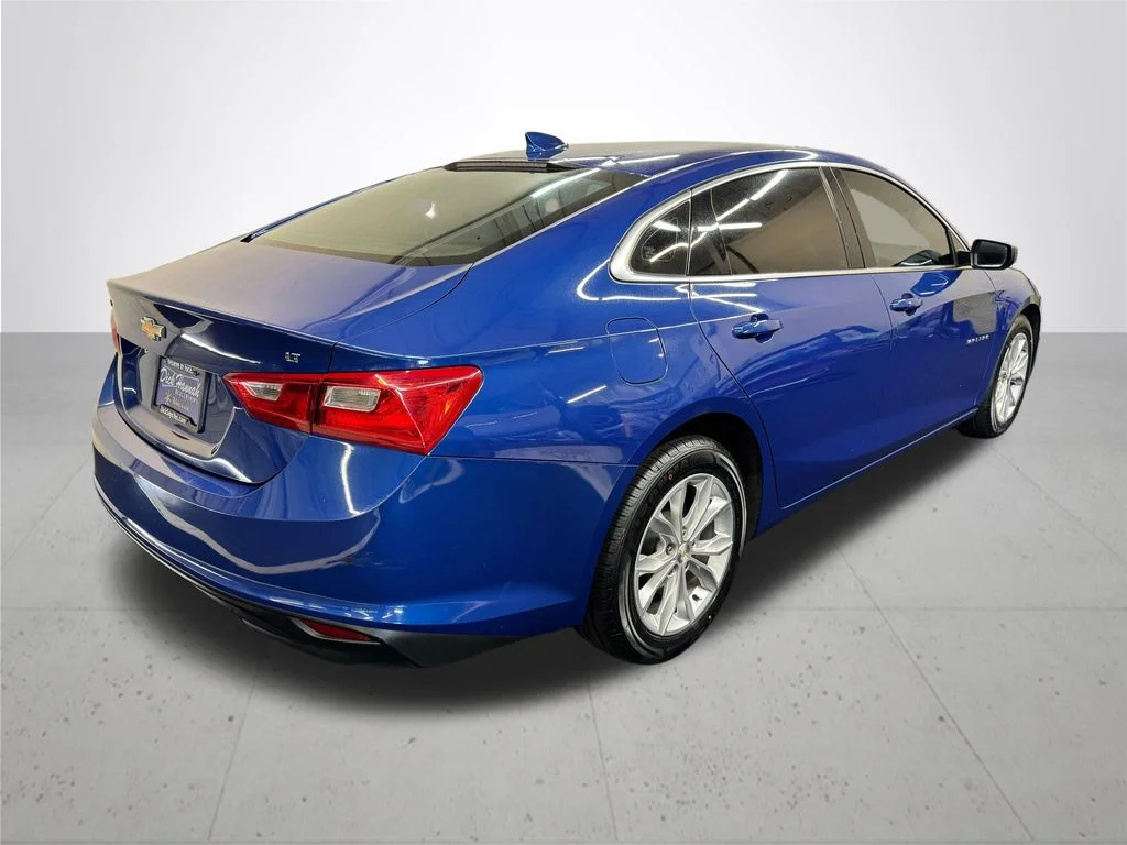 Used 2023 Blue Chevrolet LT image 7