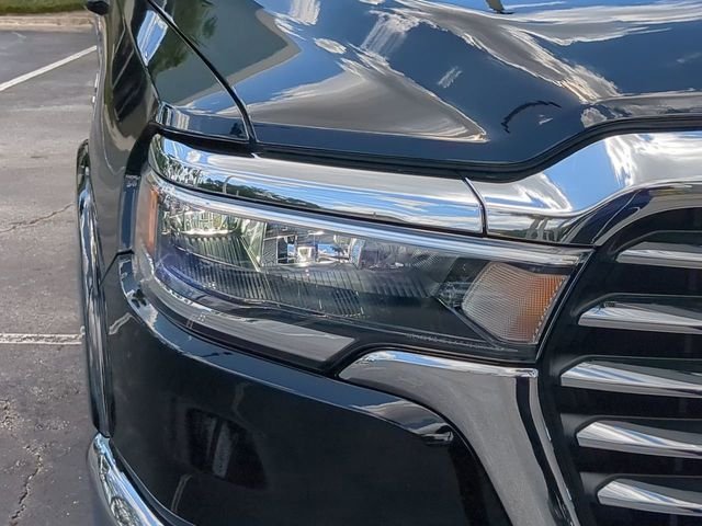 New 2026 Diamond Black Crystal Pearl-Coat Exterior Paint RAM Laramie image 10