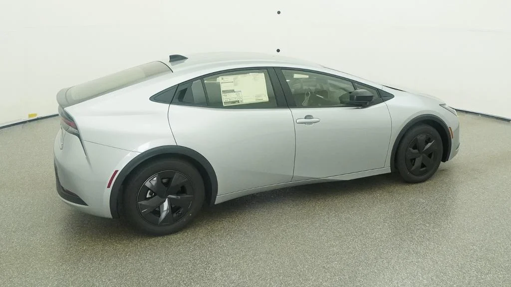 New 2027 Cutting Edge Toyota LE image 27