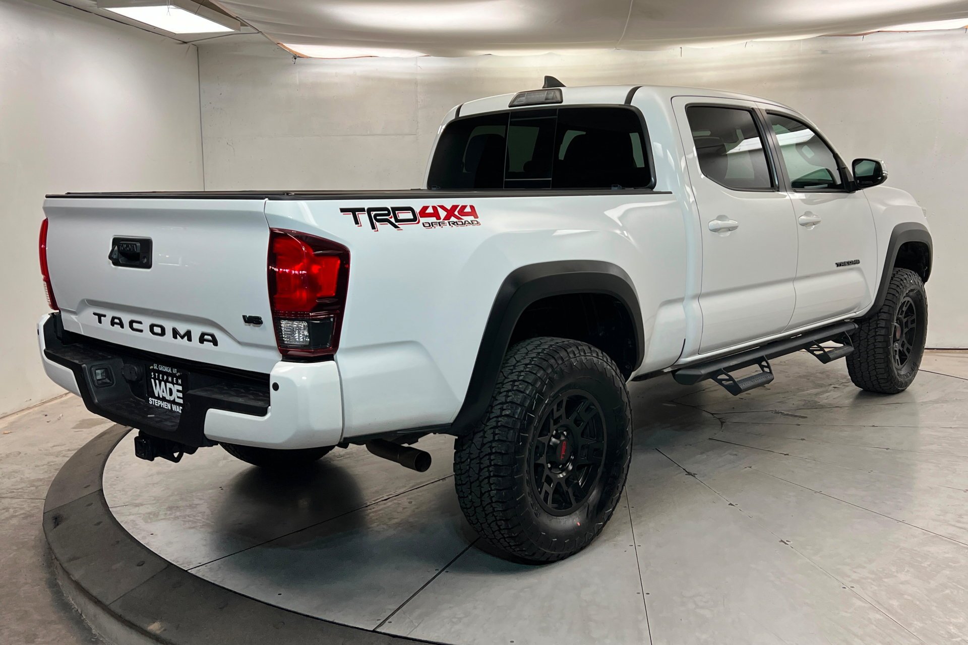 Used 2019 SUPER WHITE Toyota TRD Off-Road image 6