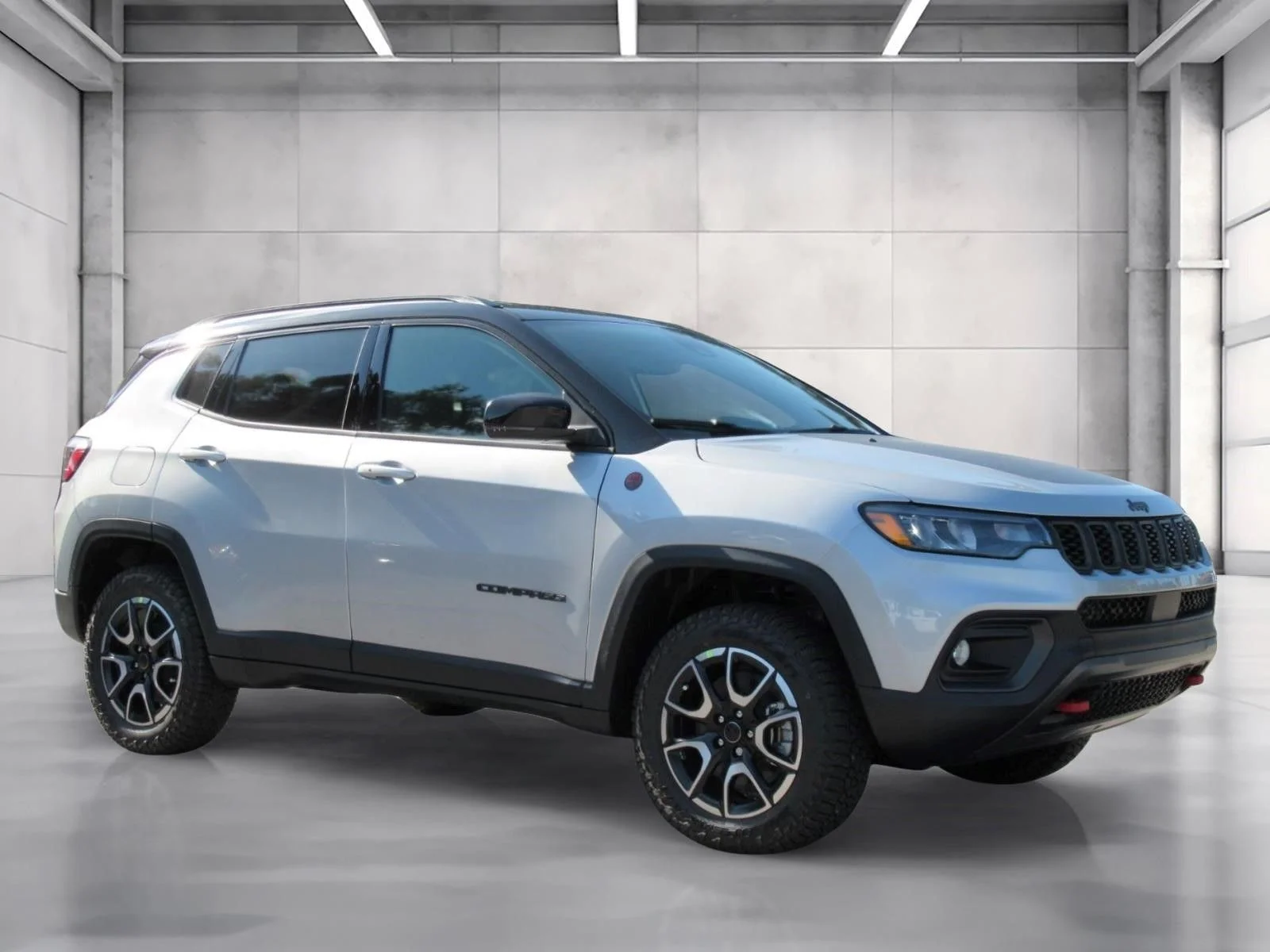 New 2026 Silver Zynith Metallic Clear-Coat Exterior Paint Jeep Trailhawk image 1