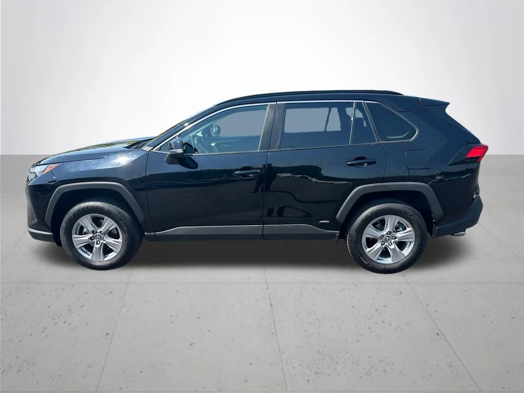 Used 2023 Black Toyota XLE image 10
