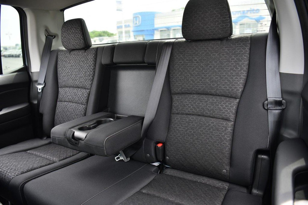 2025 Honda Ridgeline Sport - Photo 24