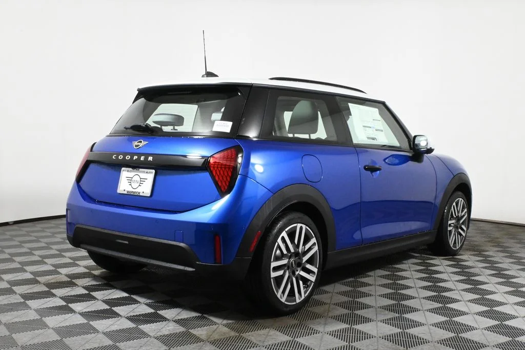 Certified Used 2025 Blue MINI  image 7