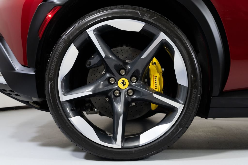 Used 2025 Red Ferrari  image 20