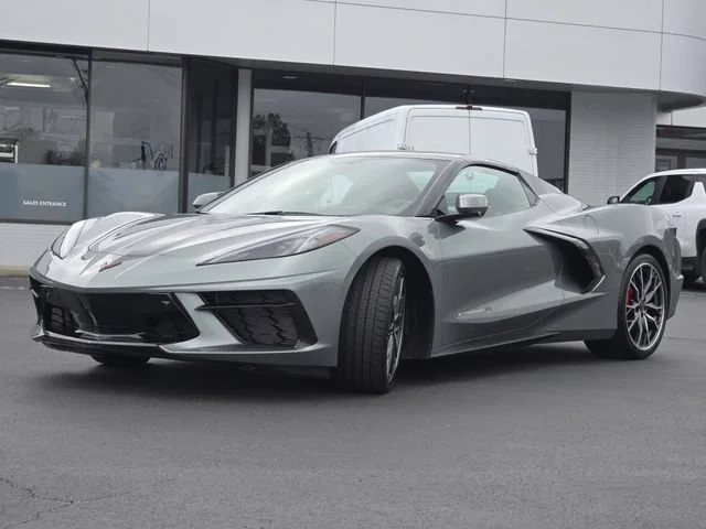 Used 2023 Hypersonic Gray Metallic Chevrolet 3LT image 3