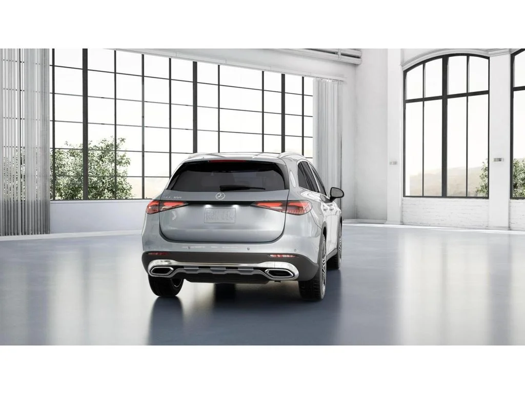 New 2027 Silver Mercedes-Benz GLC 300 image 24