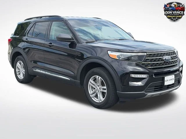 Used 2023 Black Ford XLT image 9