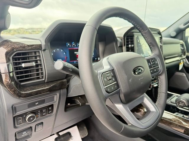 New 2026 Carbonized Gray Metallic Ford XLT image 21