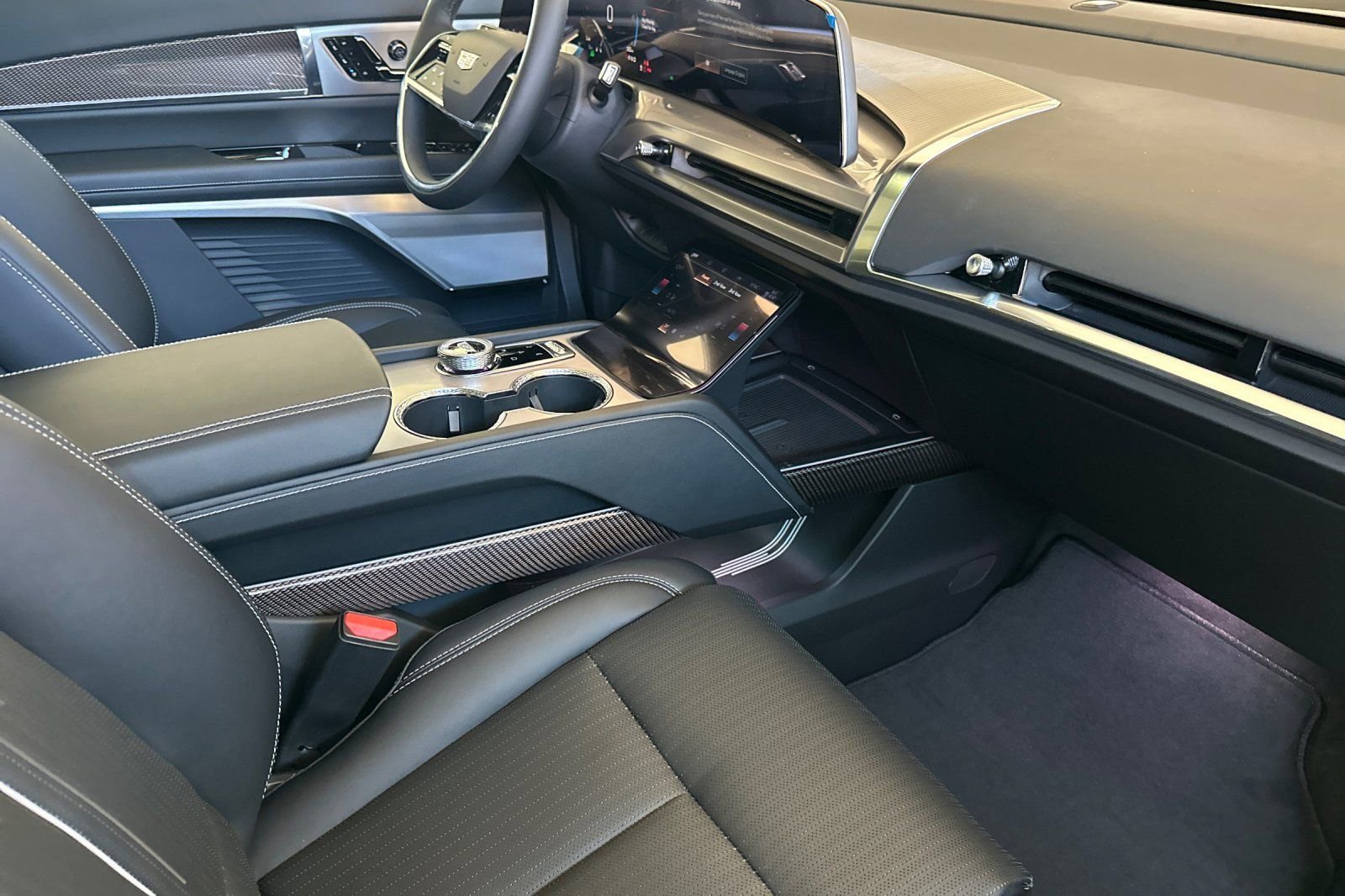 2026 Cadillac VISTIQ Sport - Photo 17