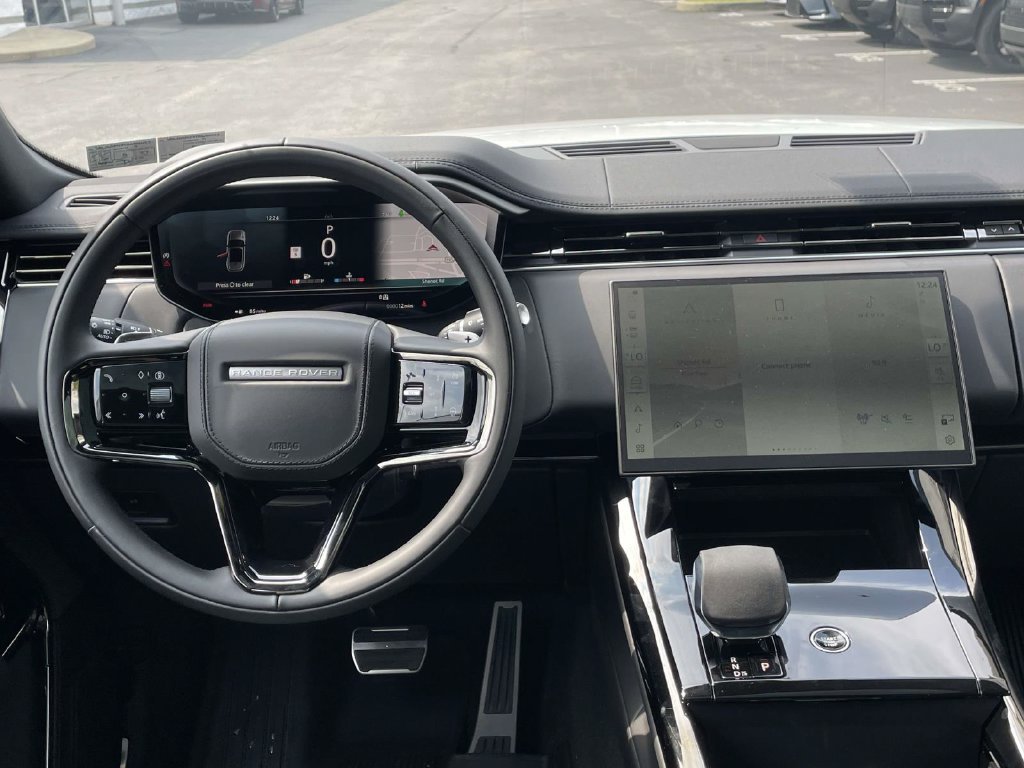 New 2026 Fuji White Land Rover Dynamic SE image 21