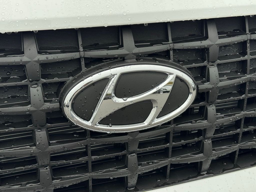2026 Hyundai Venue SE - Photo 6