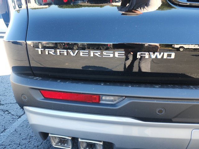2027 Chevrolet Traverse LT - Photo 7