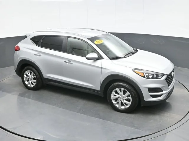Used 2019 Silver Hyundai Value image 15