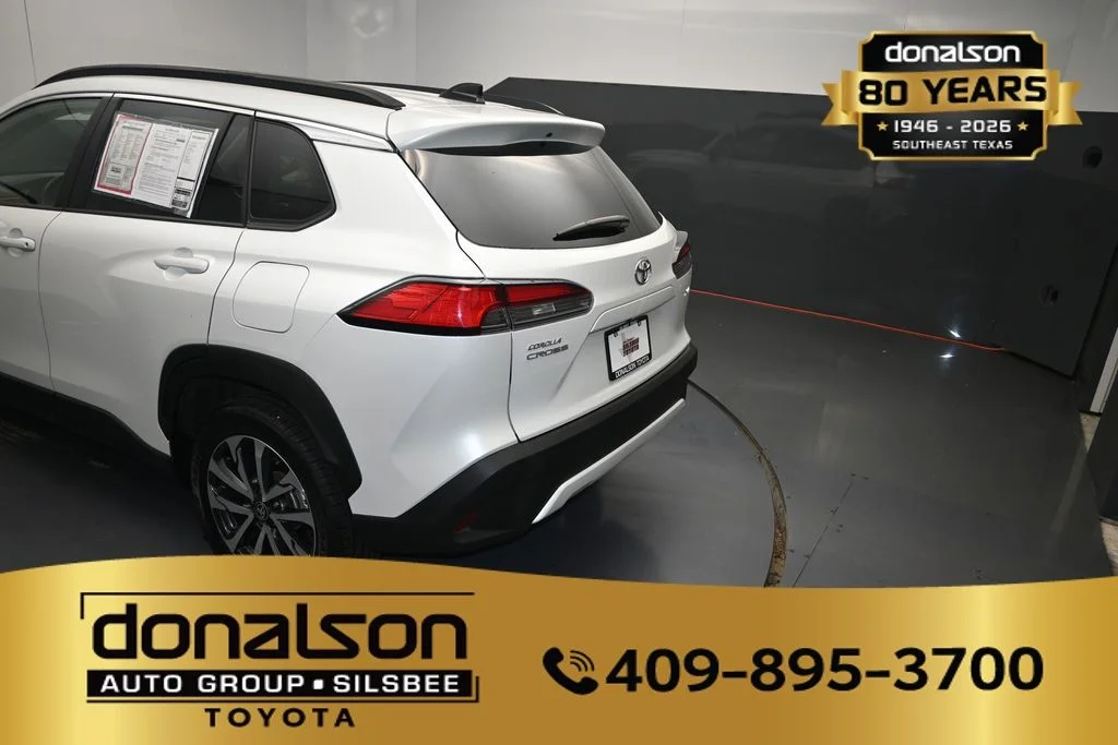 Used 2025 Beige Toyota XLE image 6