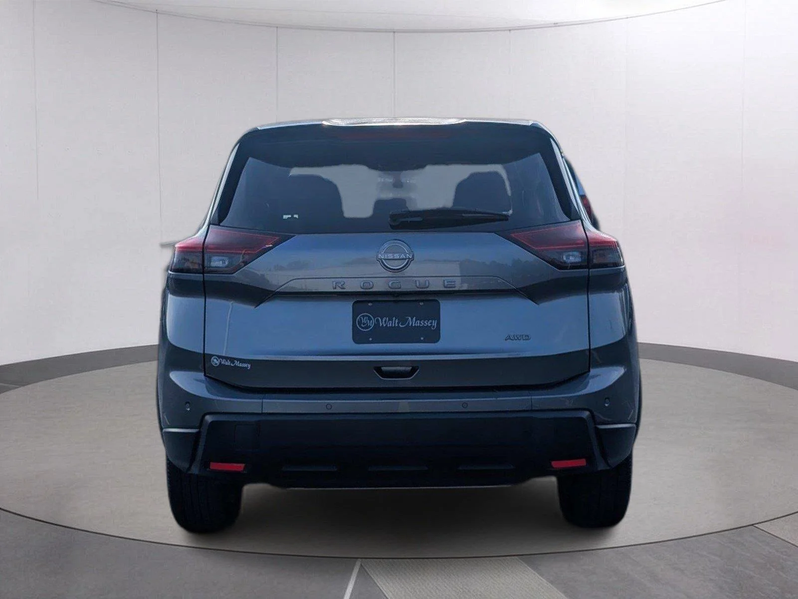 Used 2025 Gun Metallic Nissan SV image 4