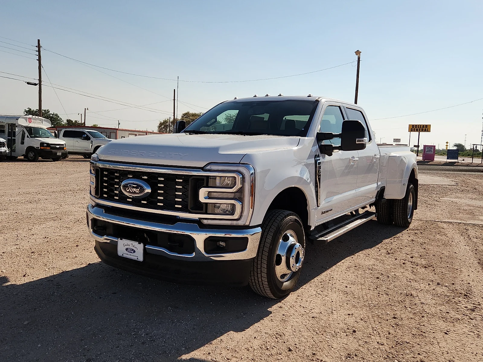 New 2026 Oxford White Ford Lariat image 3