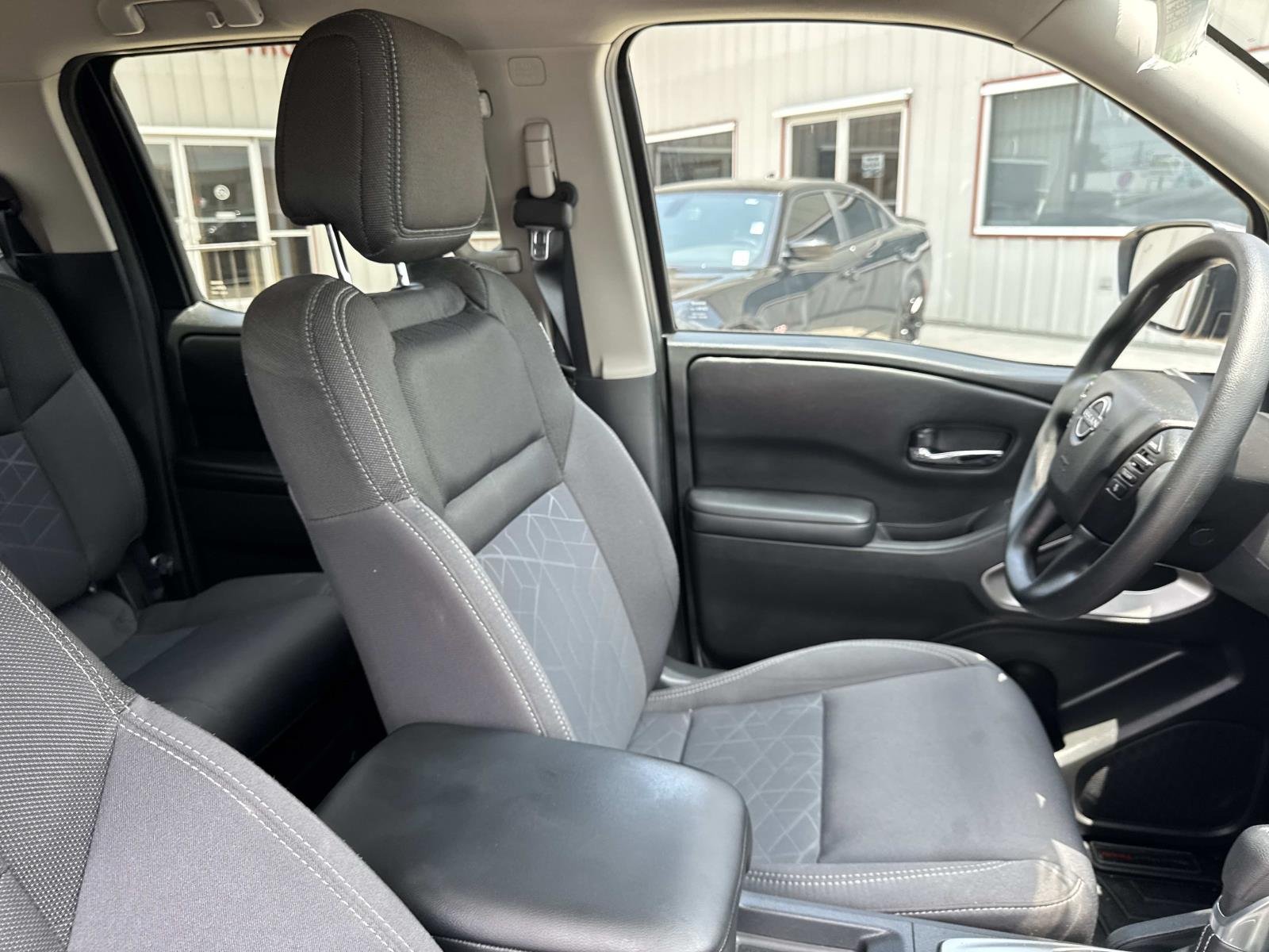 Used 2025 Super Black Nissan SV image 10