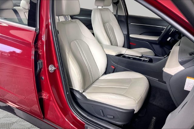 Used 2024 Red Hyundai Limited image 26