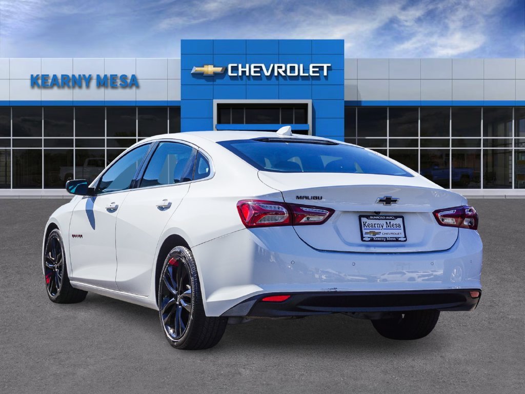 Used 2020 White Chevrolet LT image 4