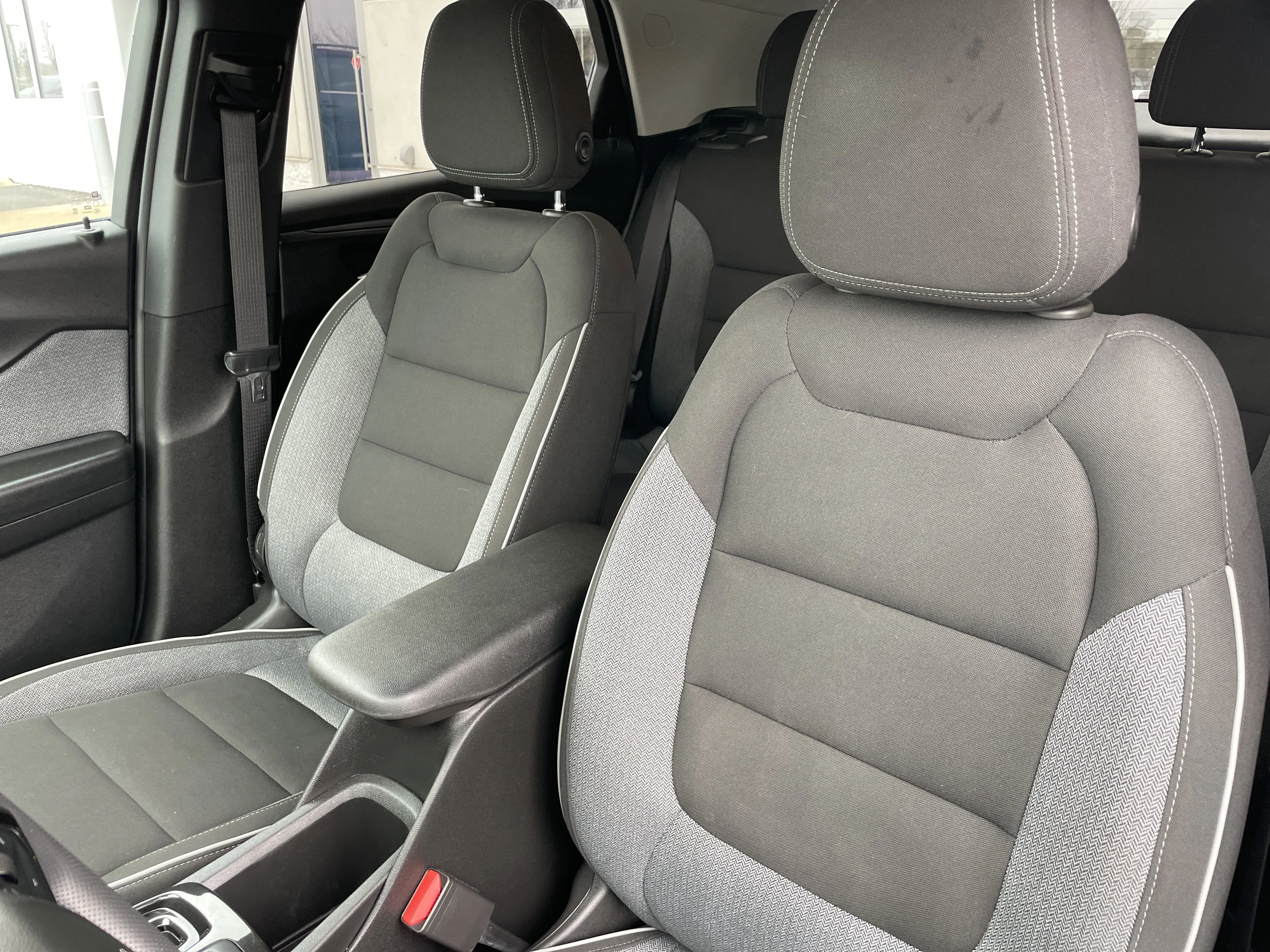 Used 2022 Summit White Chevrolet LT image 28