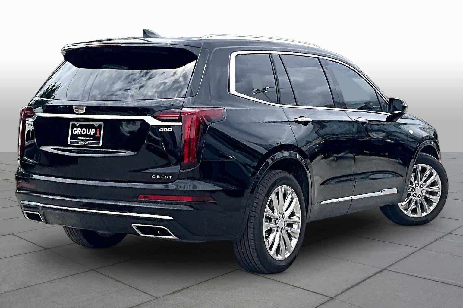 Used 2025 Stellar Black Metallic Cadillac FWD Premium Luxury image 12