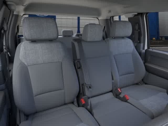 New 2026 Oxford White Ford XLT image 10