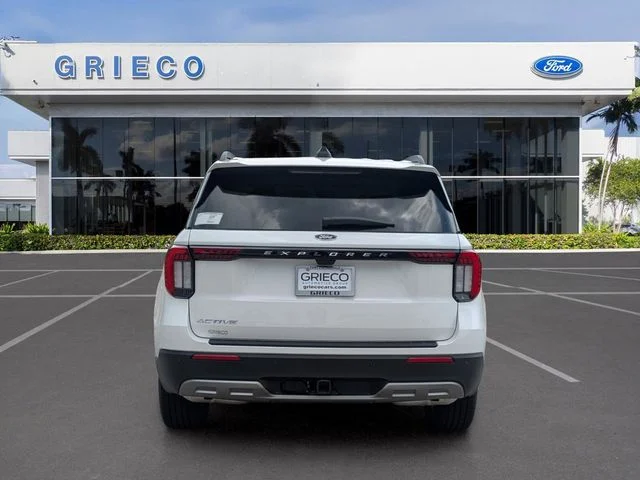New 2026 Star White Metallic Tri-Coat Ford Active image 18