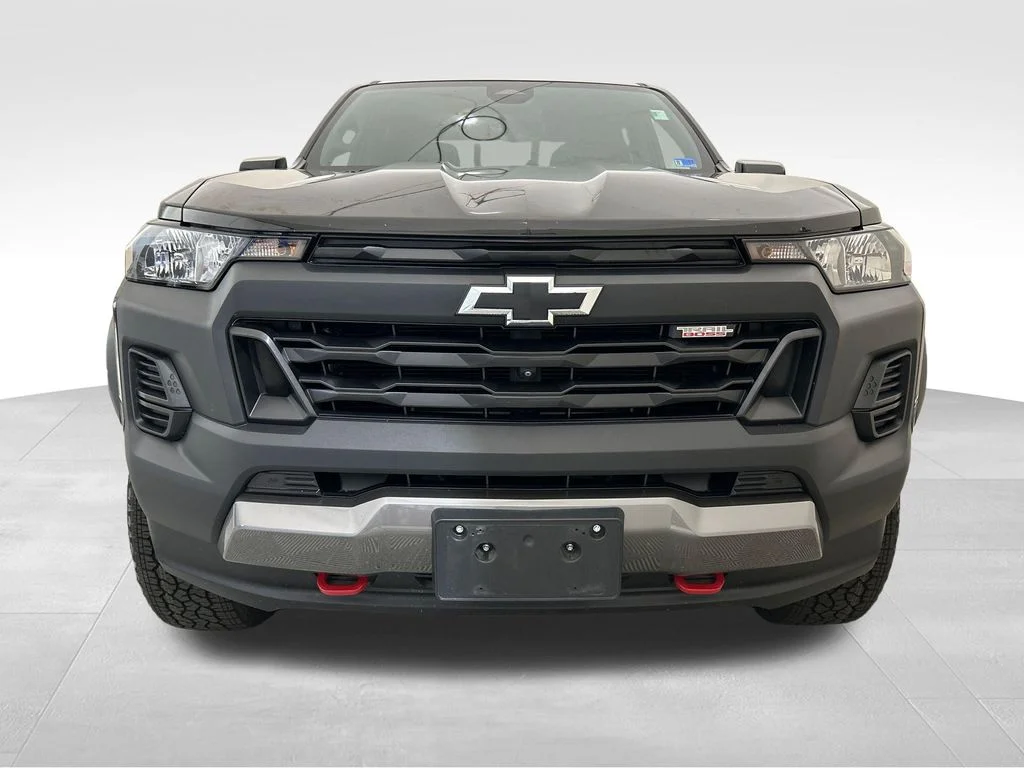 Used 2023 Black Chevrolet Trail Boss image 10