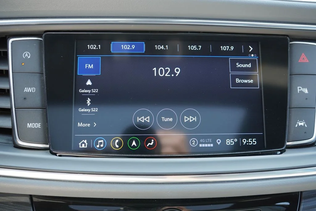 Used 2024 Ebony Twilight Metallic Buick Essence image 28