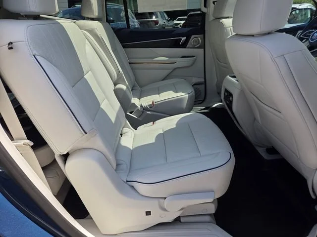 New 2026 Ocean Blue Metallic Buick Avenir image 15