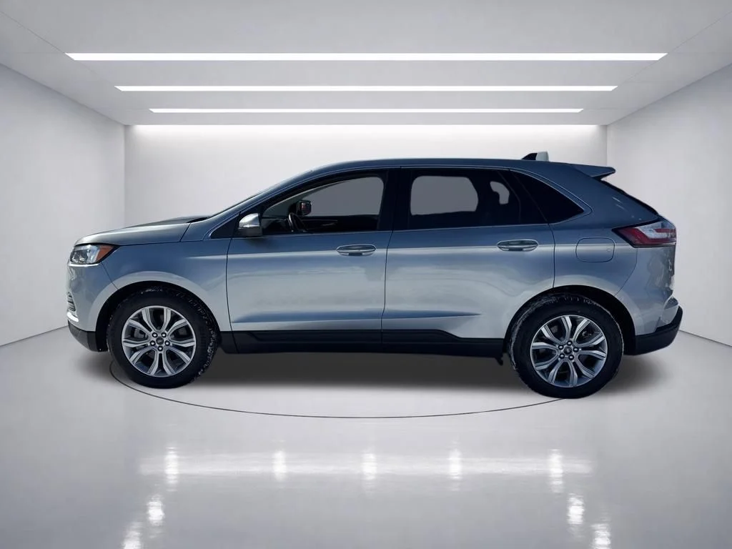 Used 2024 Iconic Silver Metallic Ford Titanium image 4