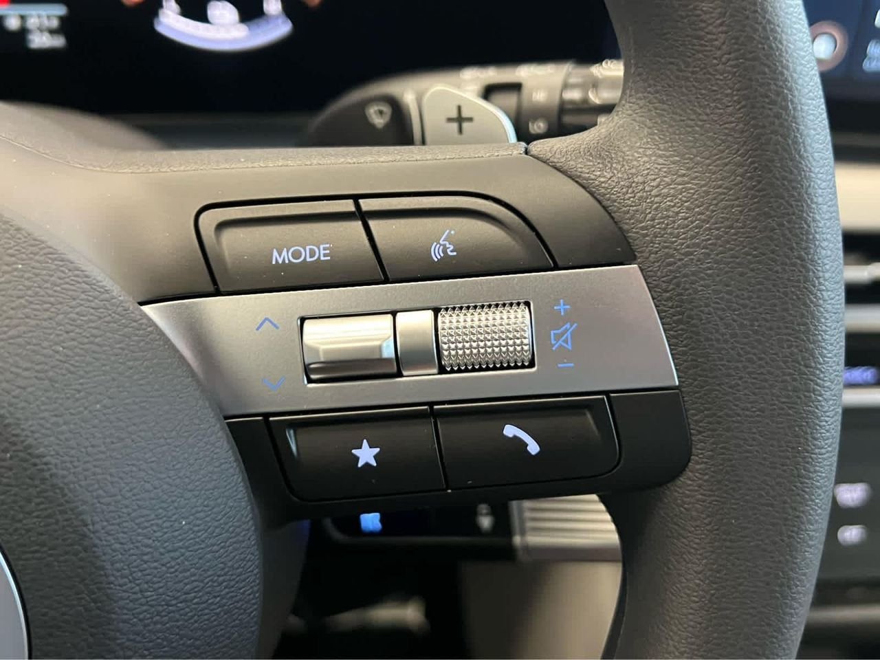 New 2026 Amazon Gray Hyundai SEL image 35
