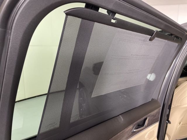 New 2025 Baltic Gray Metallic Clear-Coat Exterior Paint Jeep Limited image 40