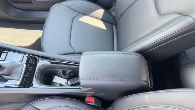 New 2026 White Jeep Limited image 21